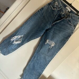 Abercrombie Curve Love High Rise Mom Jean